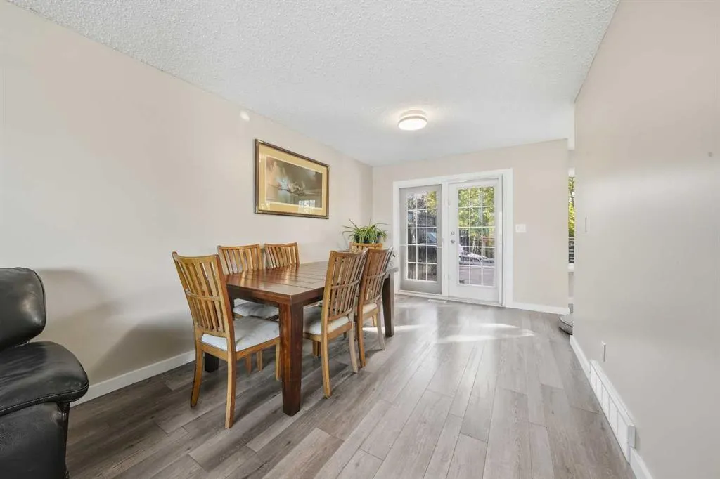 21 Cunningham Crescent