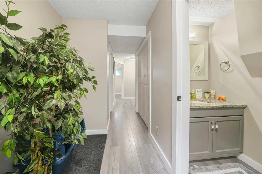 21 Cunningham Crescent