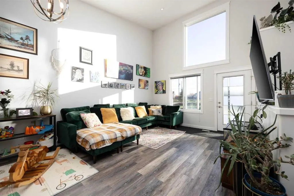 165A Weiss Drive