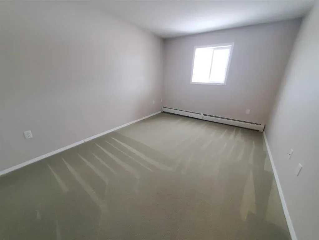 1615 41 Street, #411