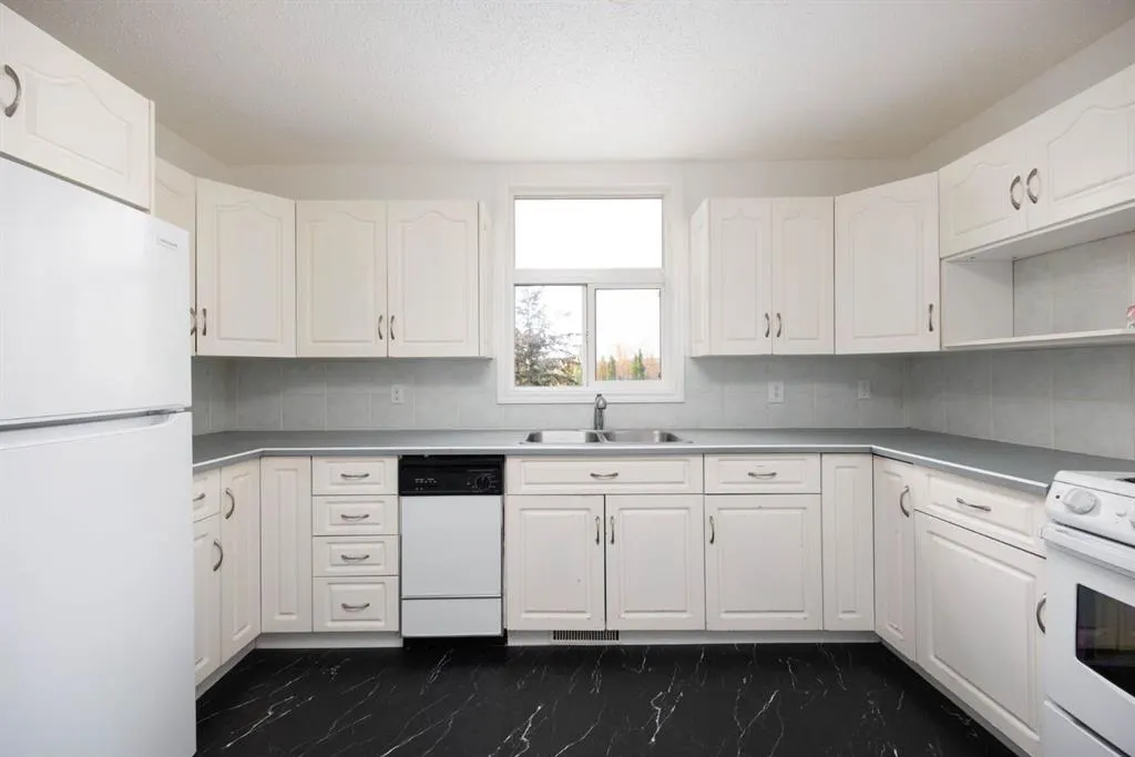 21 Macdonald Drive, #1644