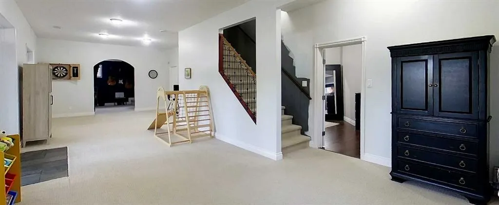 7 Bench Creek Estate