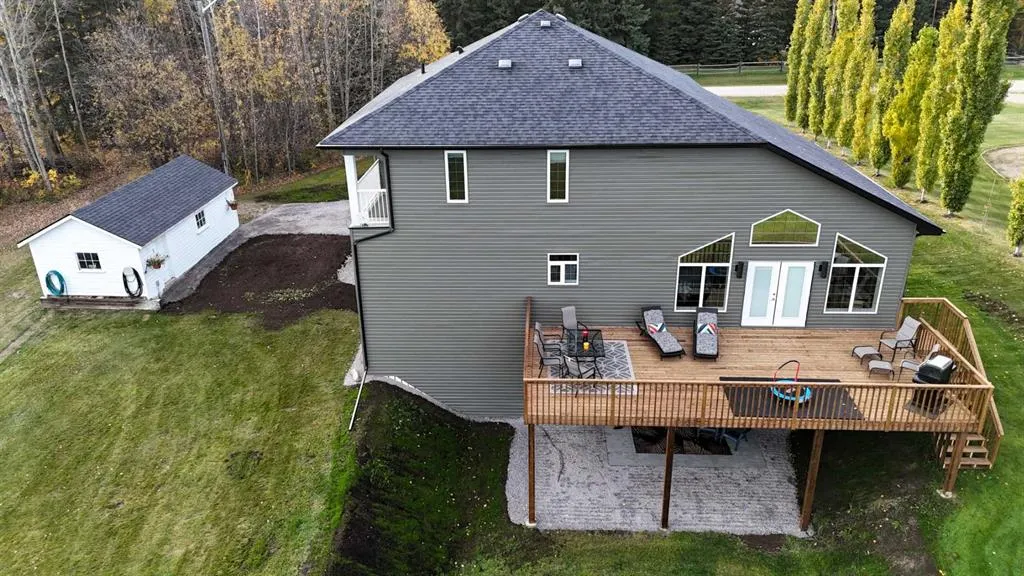 7 Bench Creek Estate