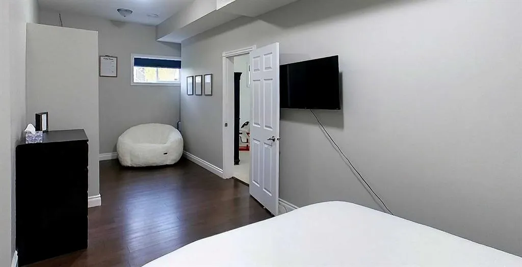 7 Bench Creek Estate