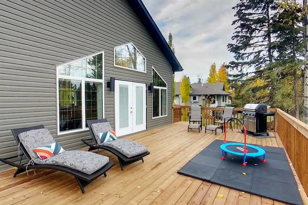 7 Bench Creek Estate
