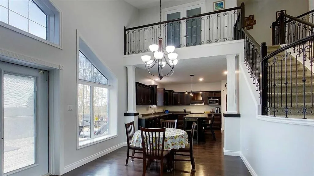 7 Bench Creek Estate