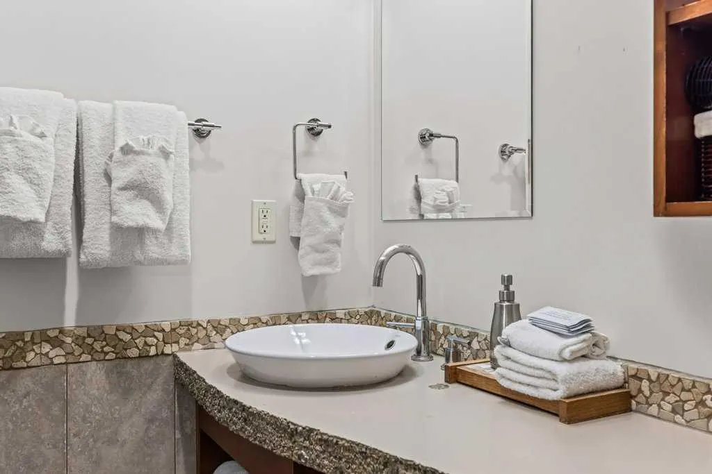 173 Kananaskis Way, #210