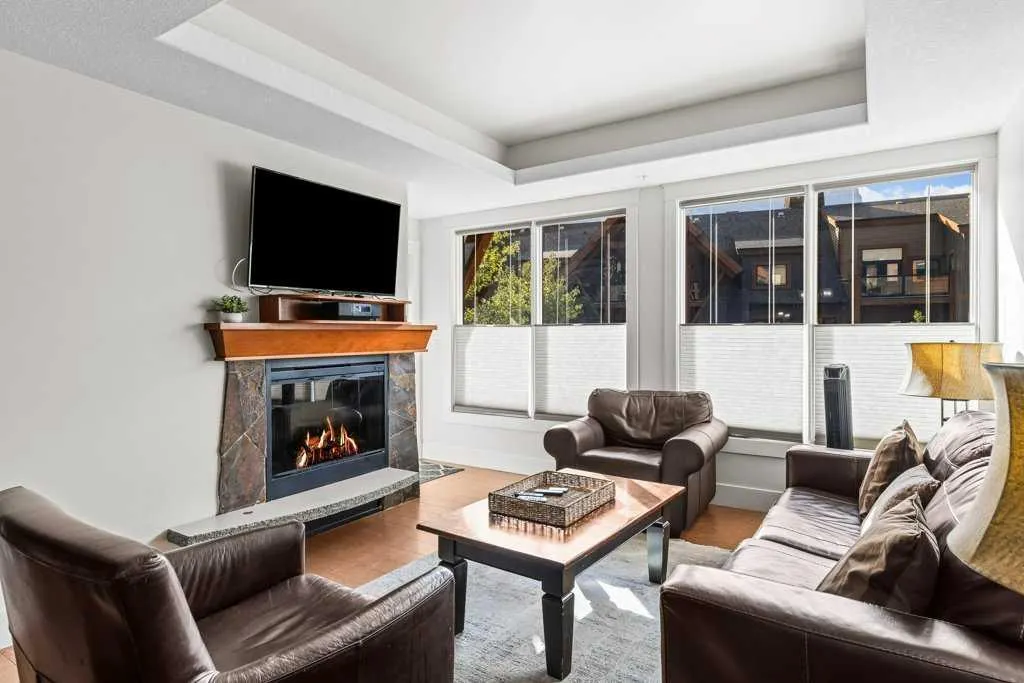 173 Kananaskis Way, #210
