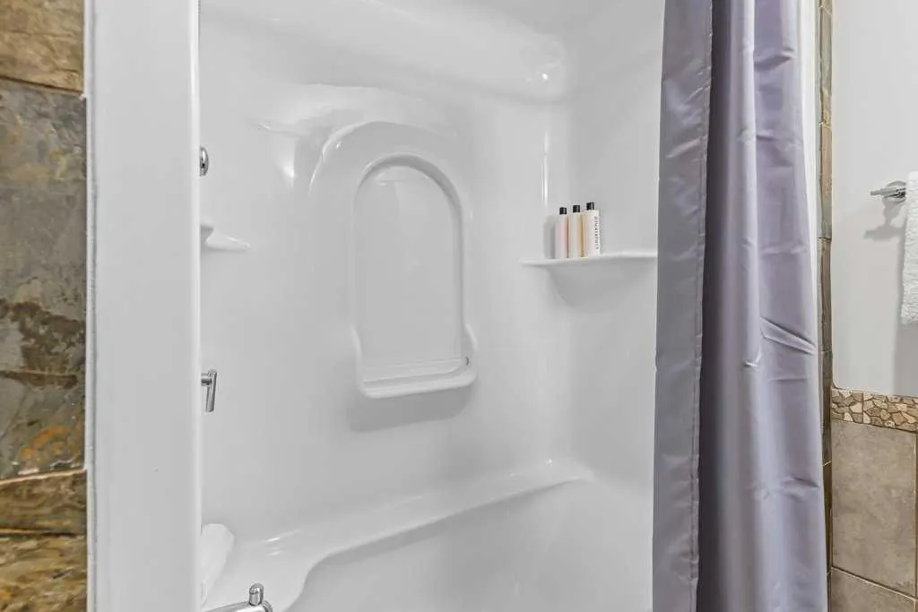 173 Kananaskis Way, #210