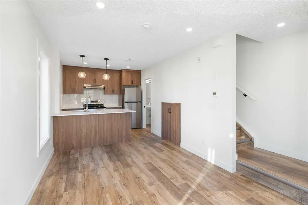 156 Park Street, #101