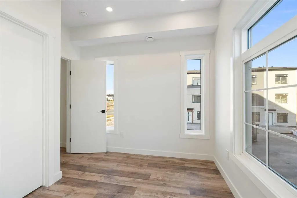 156 Park Street, #101