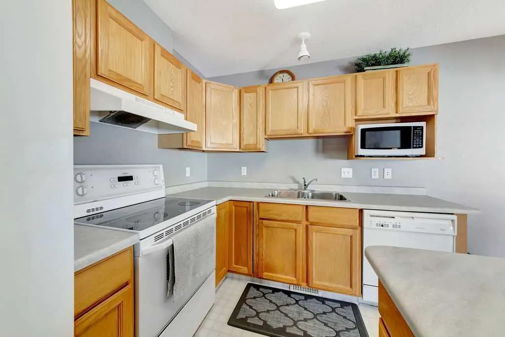 4201 56 Avenue, #22