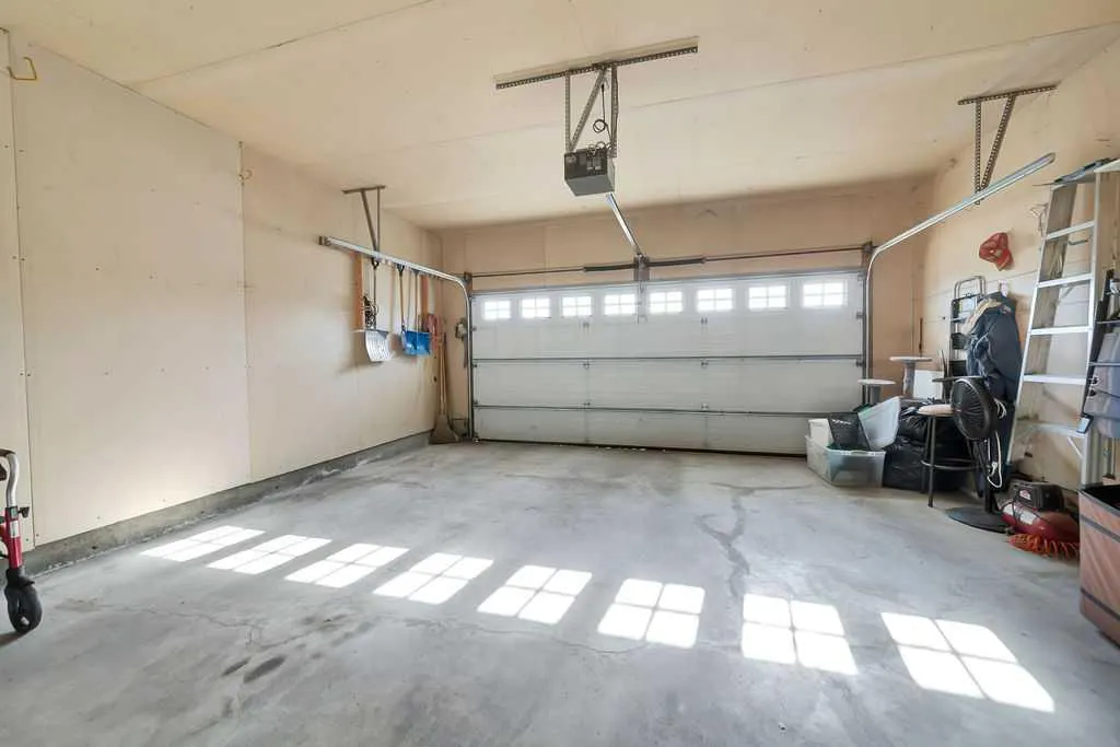 4201 56 Avenue, #22