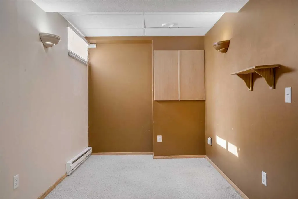 185 Mt Douglas Manor SE