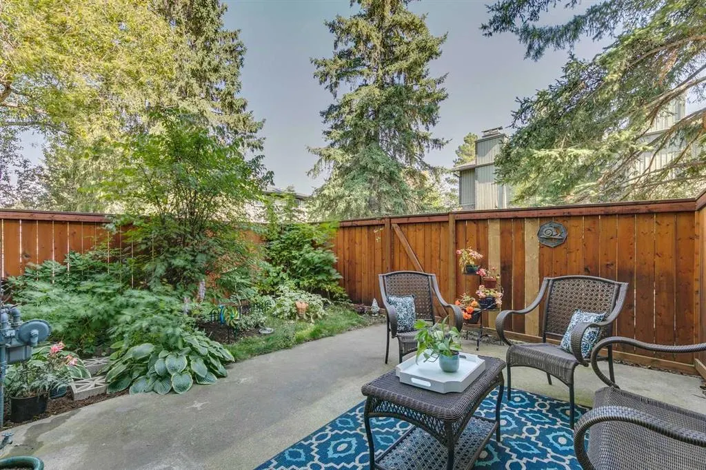 10030 Oakmoor Way SW, #11