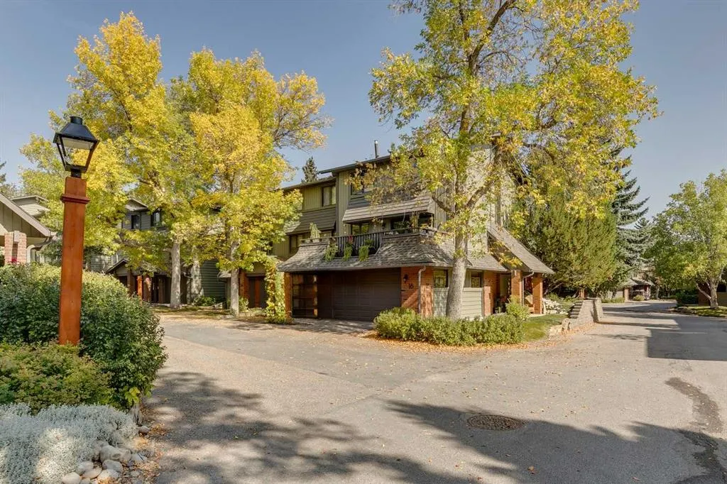 10030 Oakmoor Way SW, #11
