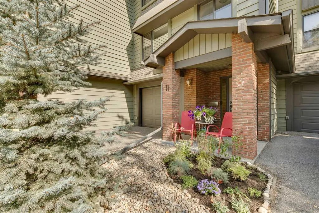 10030 Oakmoor Way SW, #11