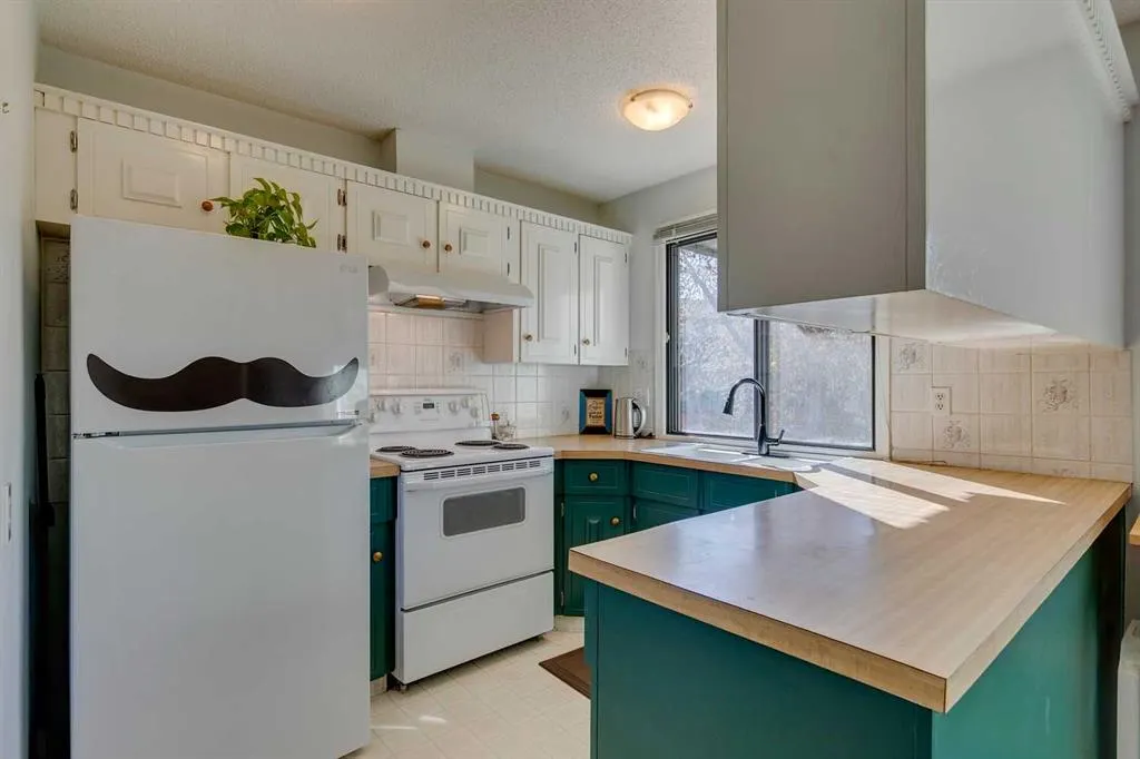 10030 Oakmoor Way SW, #11