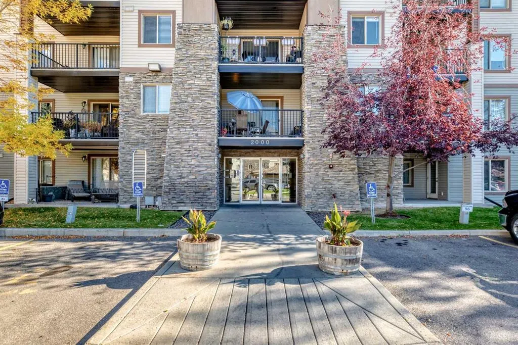 8 Bridlecrest Drive SW, #2109