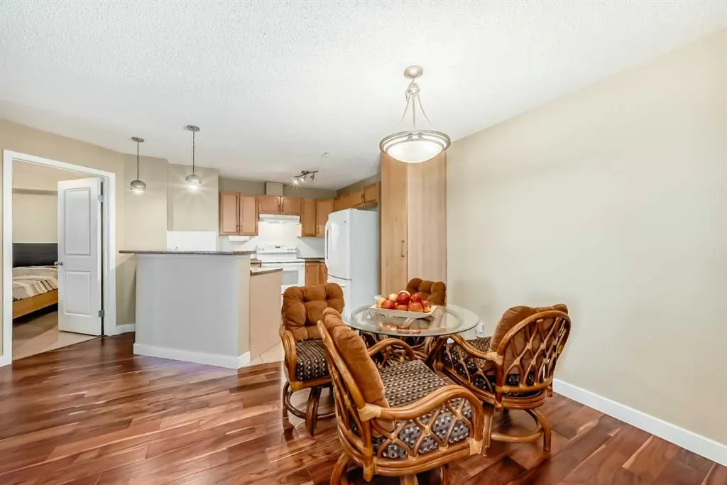 8 Bridlecrest Drive SW, #2109
