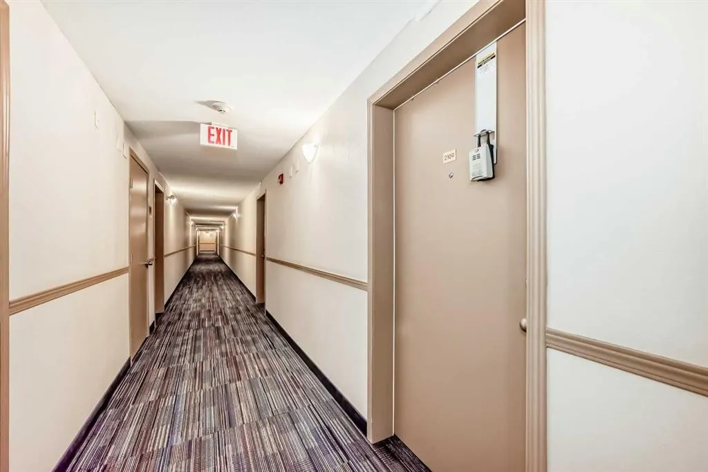 8 Bridlecrest Drive SW, #2109