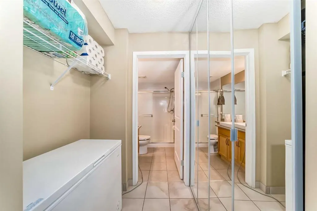 8 Bridlecrest Drive SW, #2109