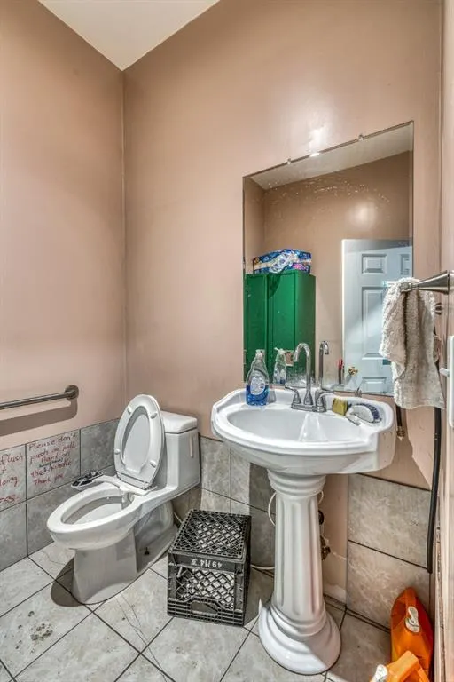 32 Westwinds Crescent NE, #215