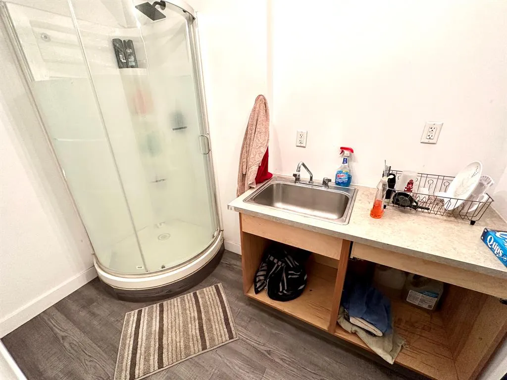 4630 61 Street, #5