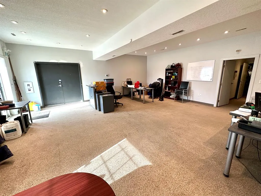 4630 61 Street, #5