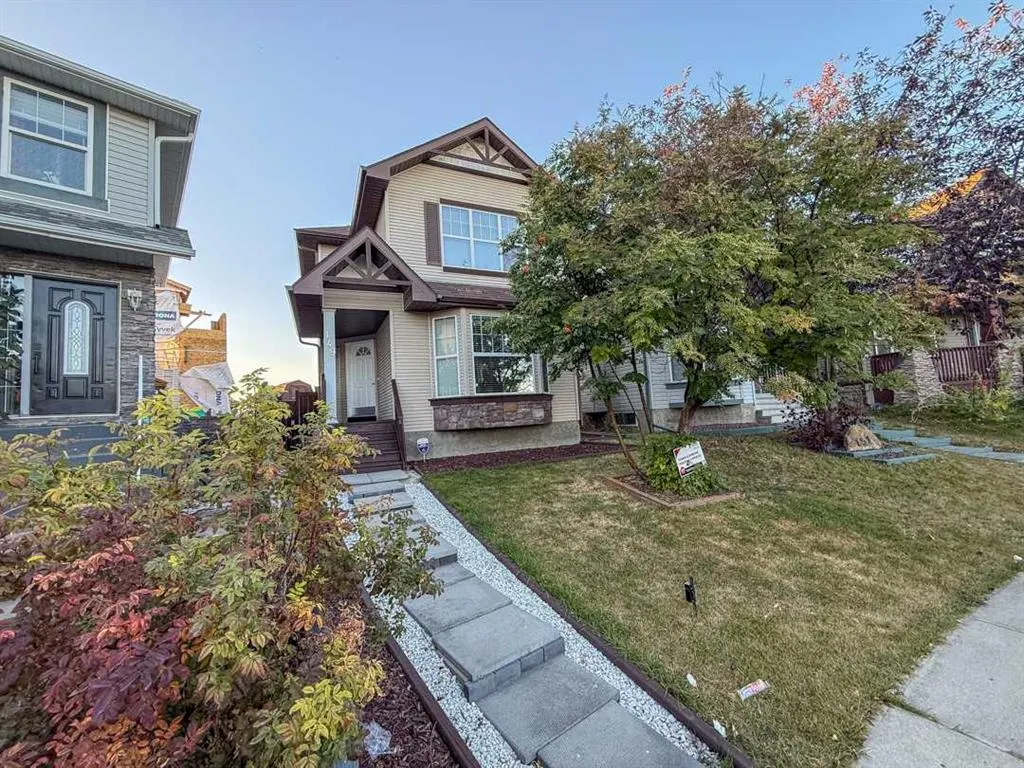 149 Taravista Street NE