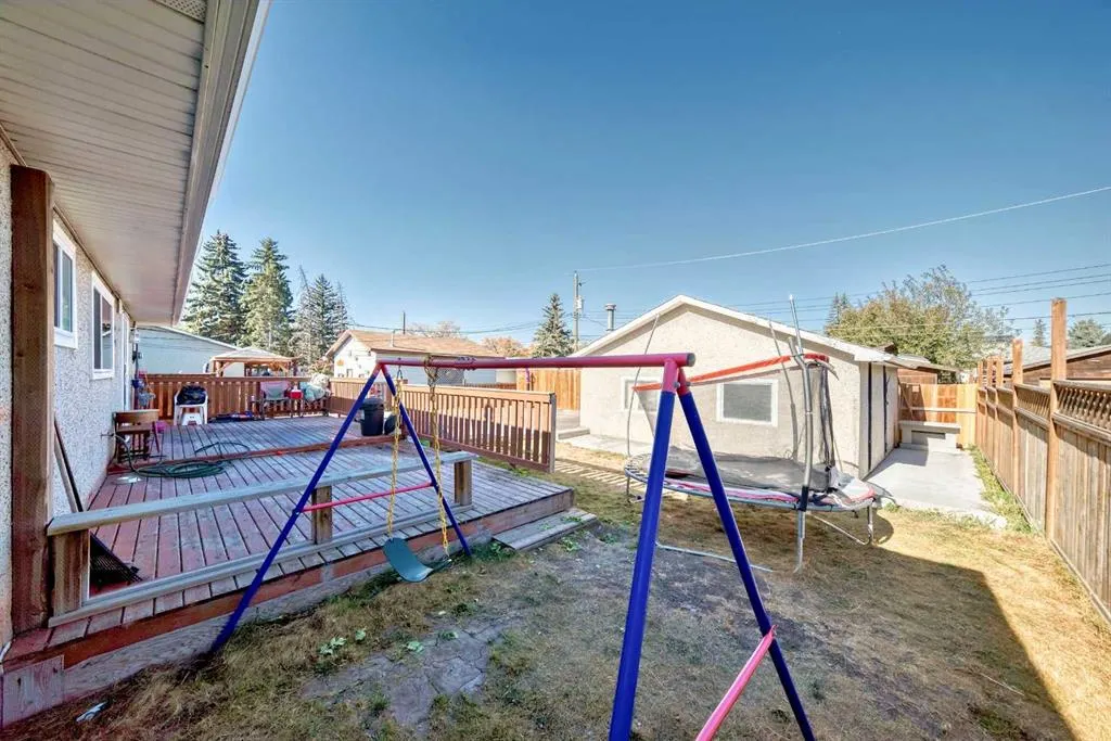 5414 Valentine Crescent SE