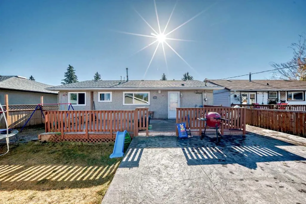 5414 Valentine Crescent SE