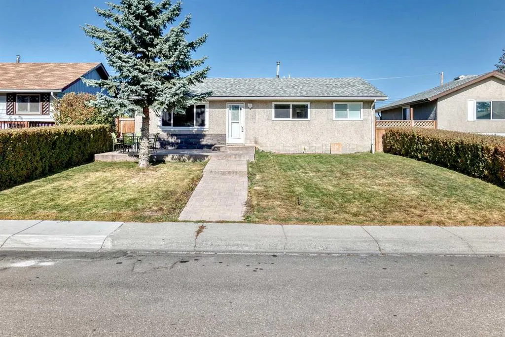 5414 Valentine Crescent SE