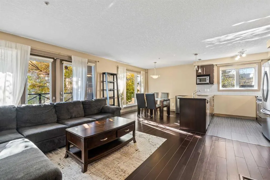 1805 26 Avenue SW, #201