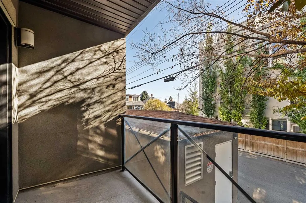 1805 26 Avenue SW, #201