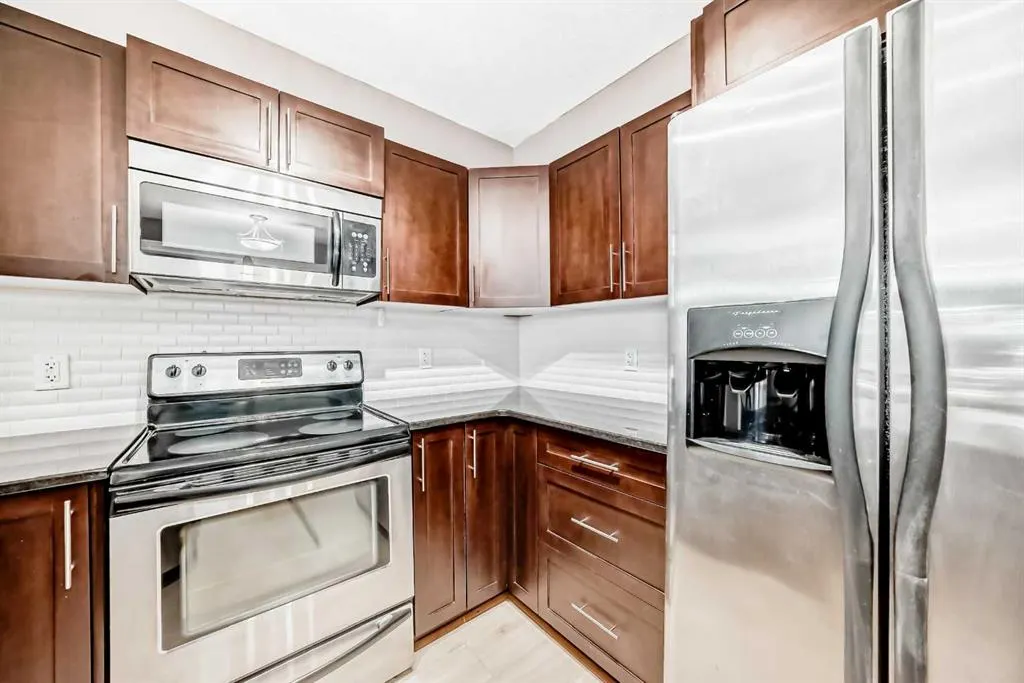 500 Rocky Vista Gardens NW, #207