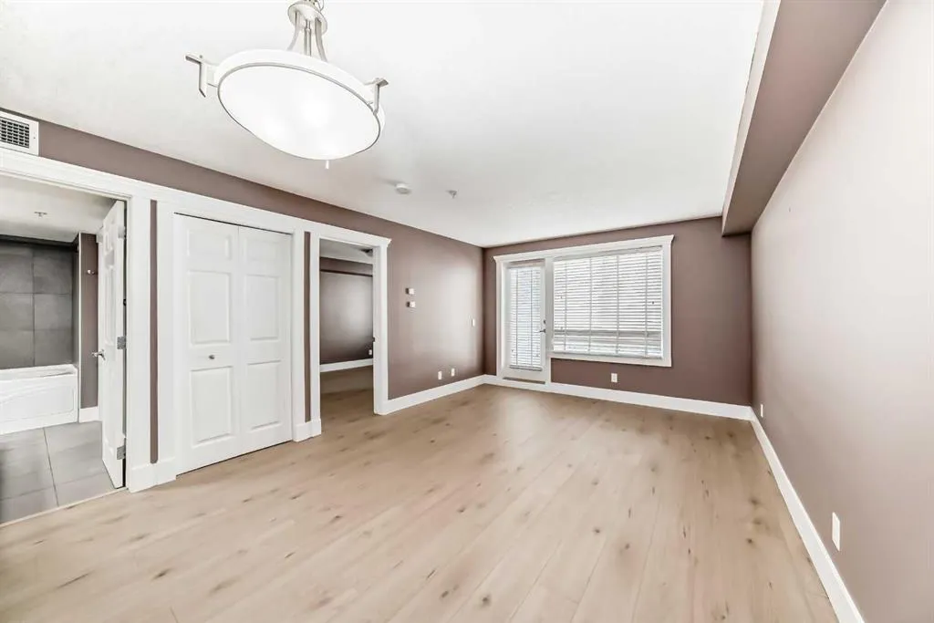 500 Rocky Vista Gardens NW, #207