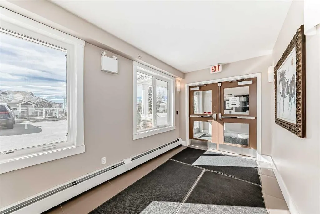 500 Rocky Vista Gardens NW, #207