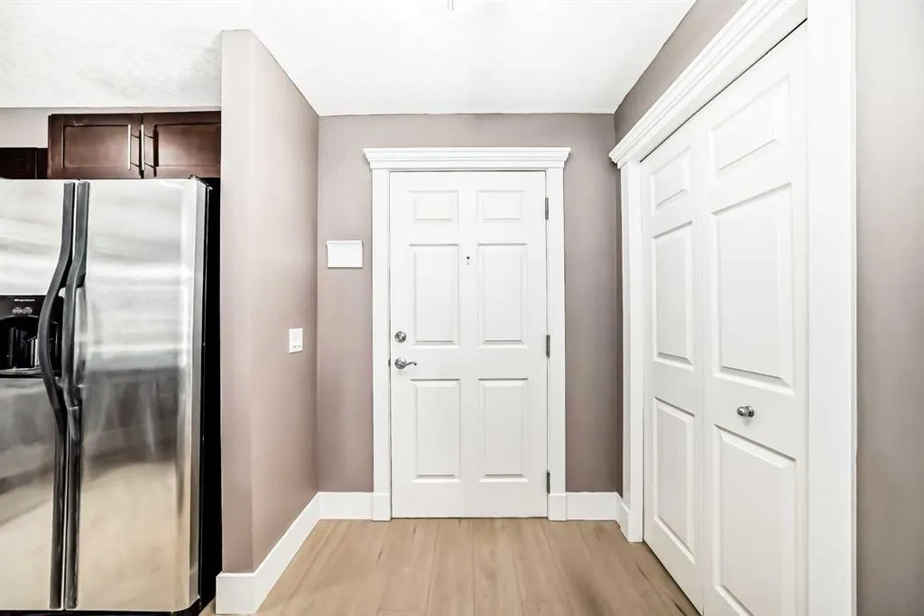500 Rocky Vista Gardens NW, #207
