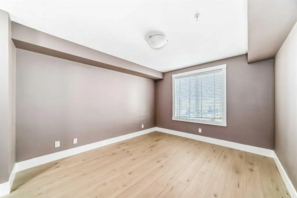 500 Rocky Vista Gardens NW, #207