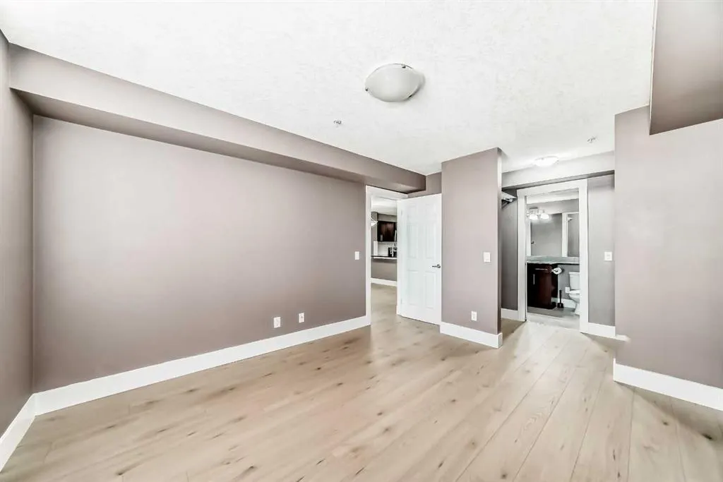 500 Rocky Vista Gardens NW, #207