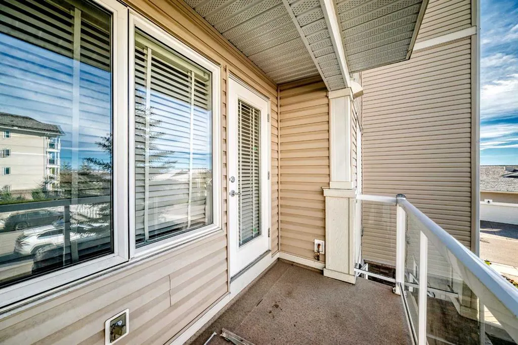 500 Rocky Vista Gardens NW, #207