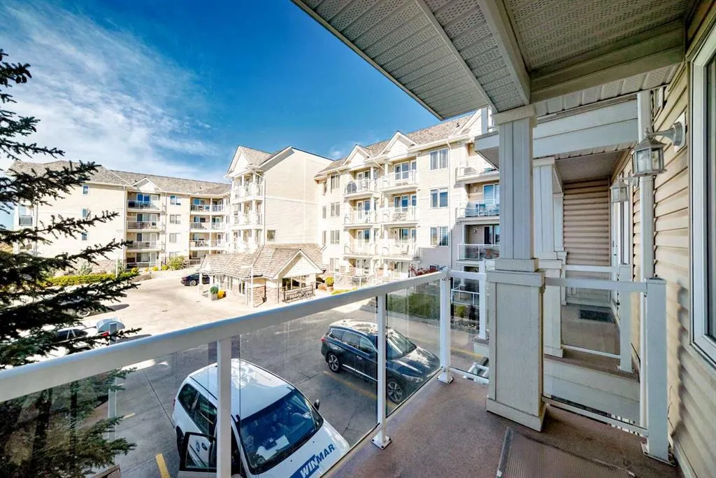 500 Rocky Vista Gardens NW, #207