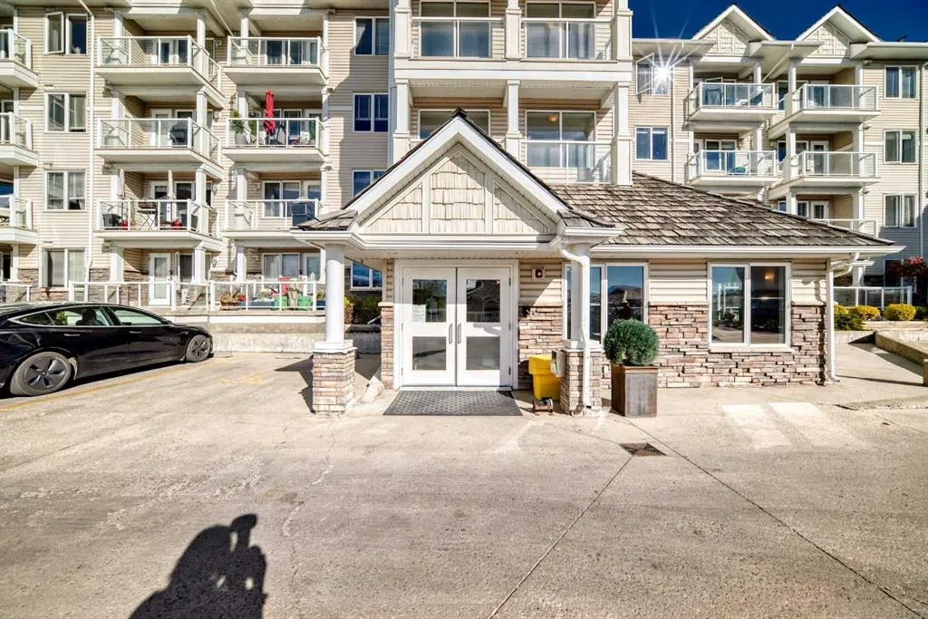 500 Rocky Vista Gardens NW, #207