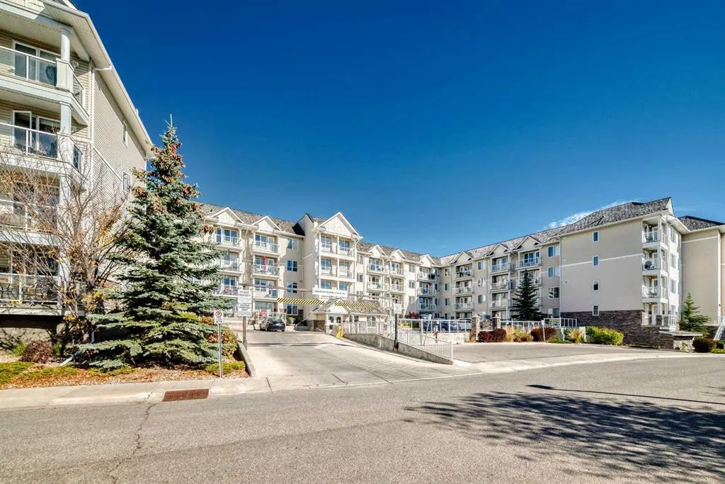 500 Rocky Vista Gardens NW, #207