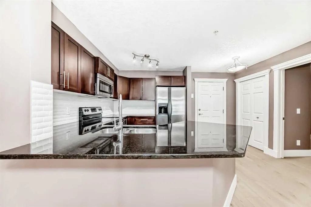 500 Rocky Vista Gardens NW, #207
