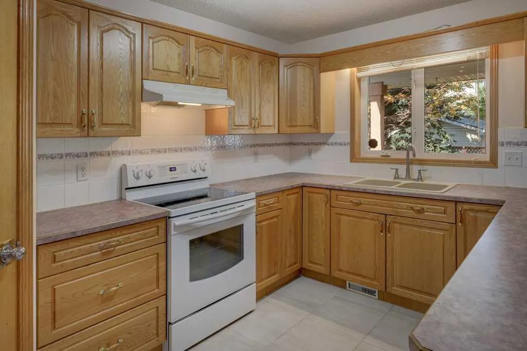 63 Coral Springs Grove NE