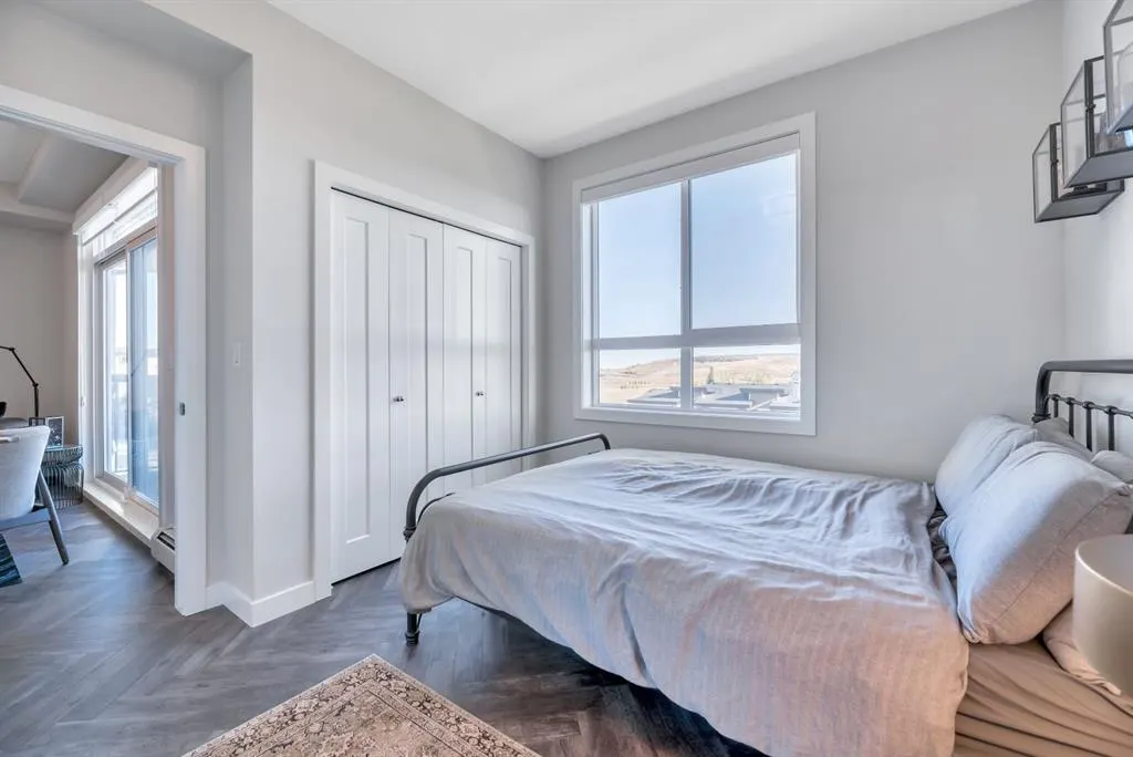 35 Walgrove Walk SE, #409
