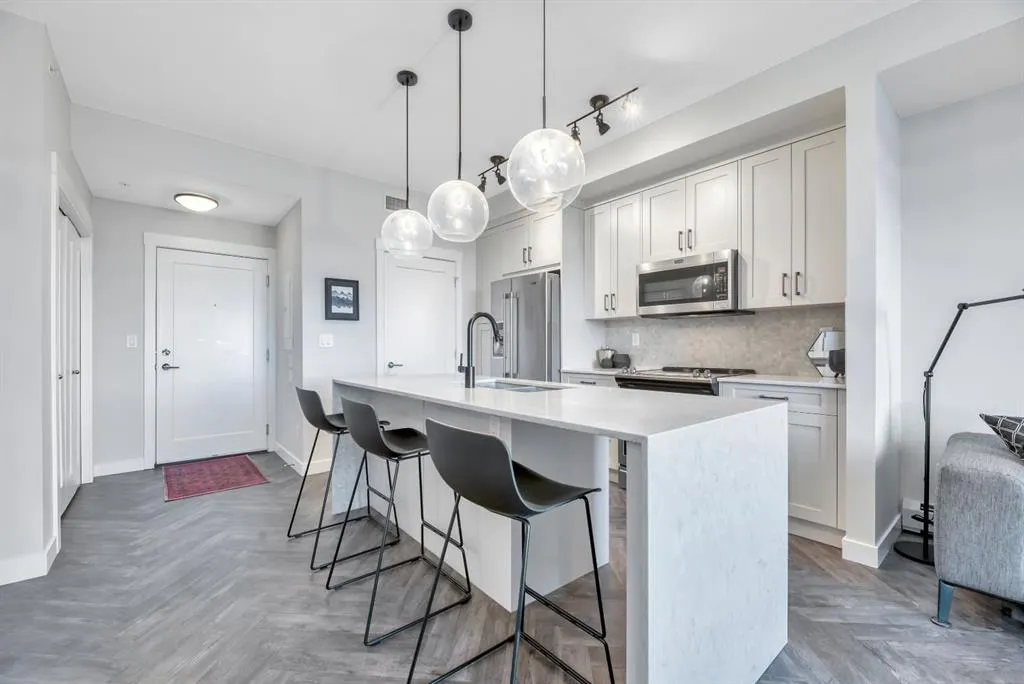 35 Walgrove Walk SE, #409