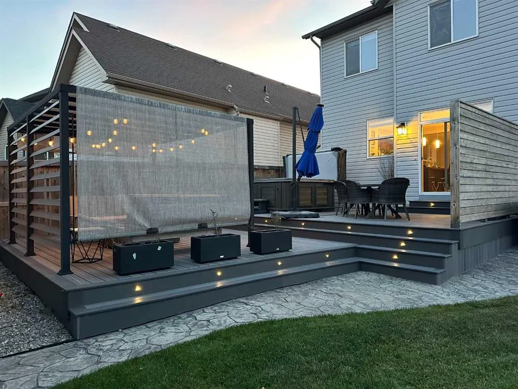 64 Elgin Meadows Manor SE